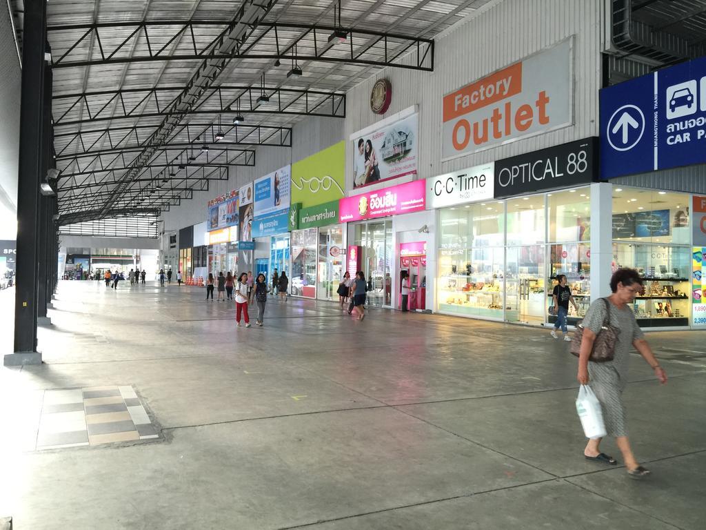 Muangthongthani Rental/Khun Dan Nonthaburi Exterior photo