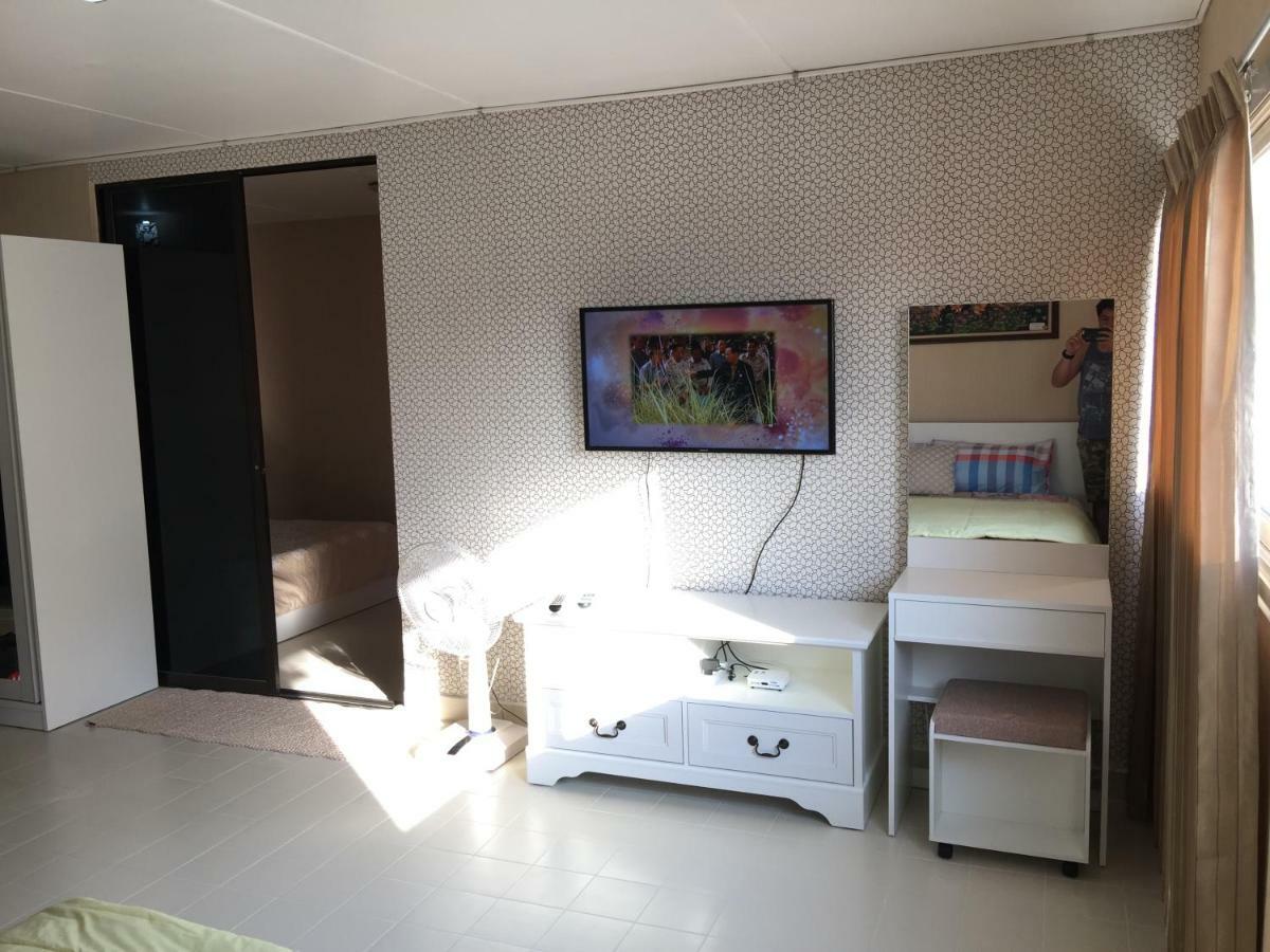 Muangthongthani Rental/Khun Dan Nonthaburi Exterior photo